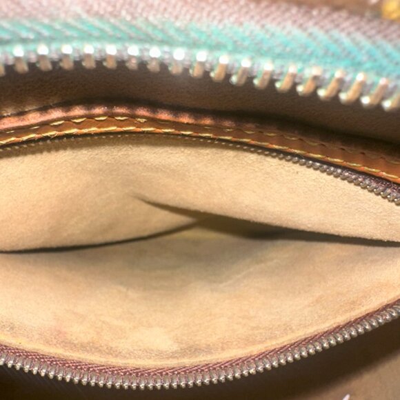 Louis Vuitton Vintage Monogram Looping GM Bucket Bag (FL0015, 2005) - Picture 6 of 11